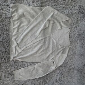 Vince Camuto Light Gray V-Neck Sweater